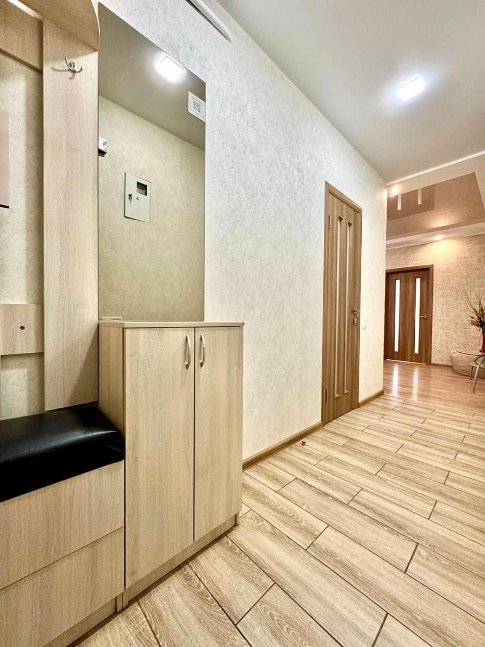 Apartpoltava Витончені Апартаменти Біля Лялькового Театру, Звітна Документація Для Відрядження, Банківський Чек Poltava Exterior foto